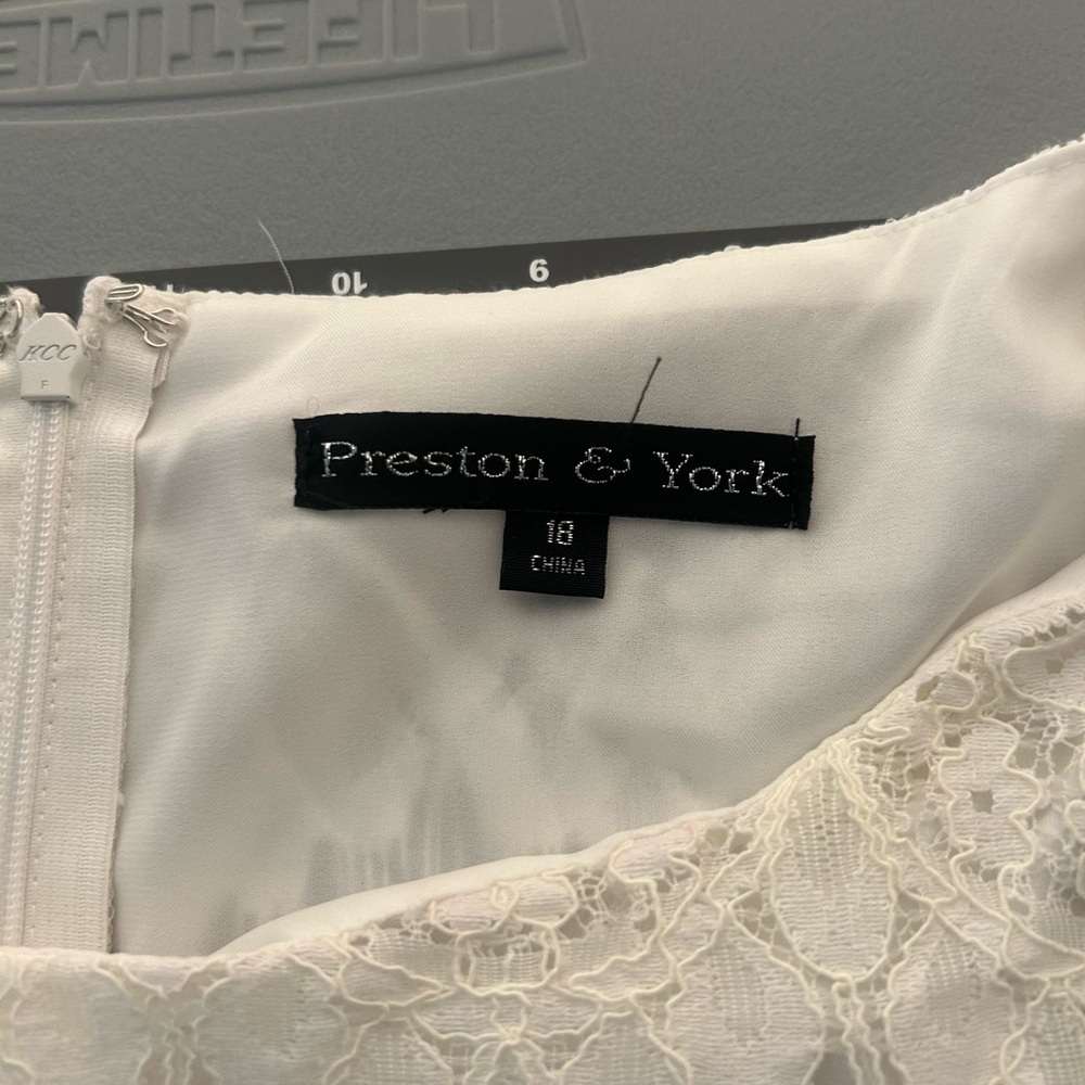 Preston & York White Lace Mini Dress - Picture 5 of 9